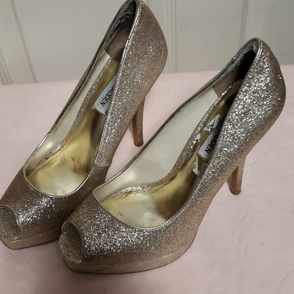 Steve  Madden silver glitter heel